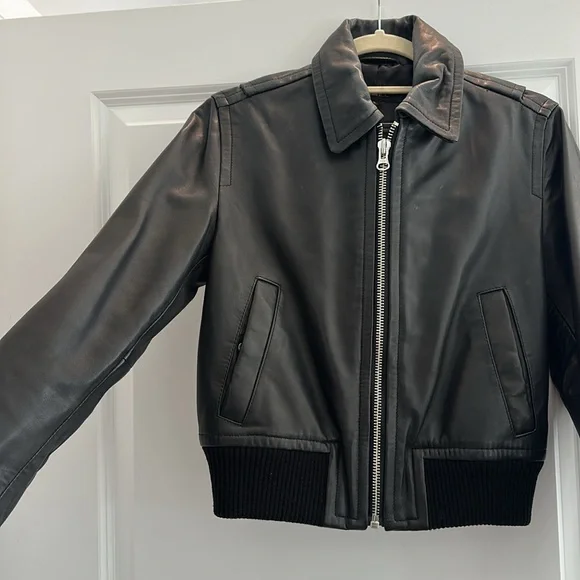 Quince washed leather bomber jacket - Picture 3 of 8